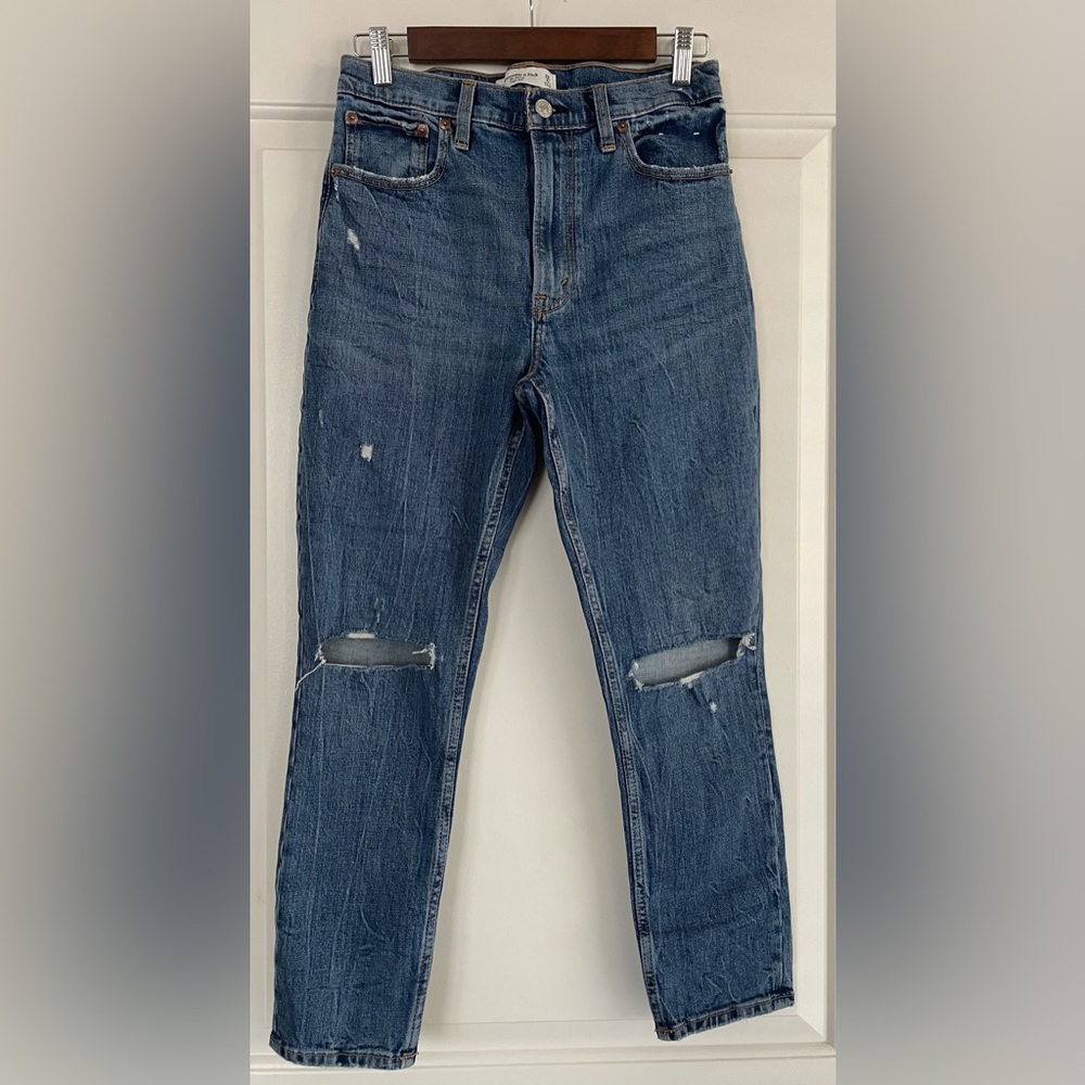 Abercrombie & Fitch Distressed Skinny High Rise Blue Jeans